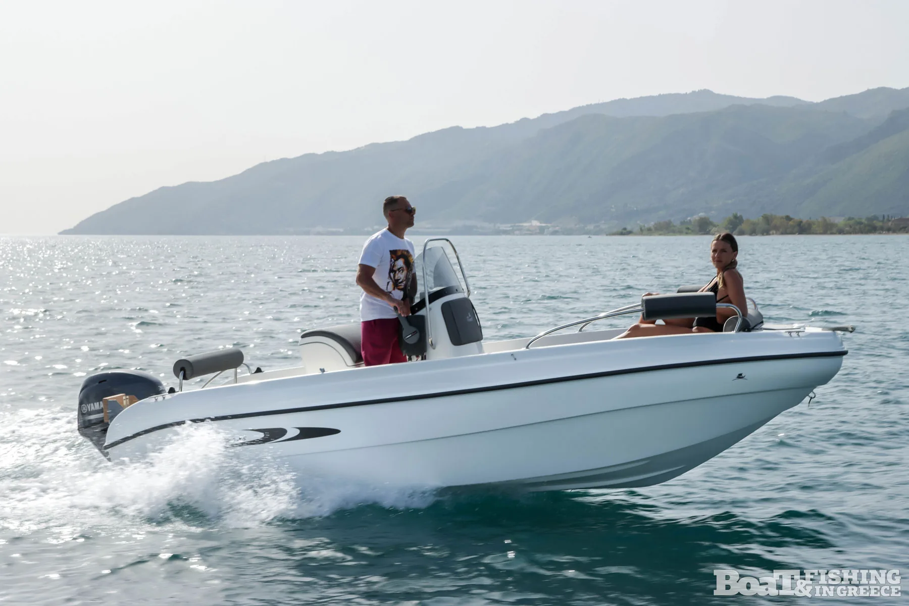 Karel 480 XS Open – u vožnji morem