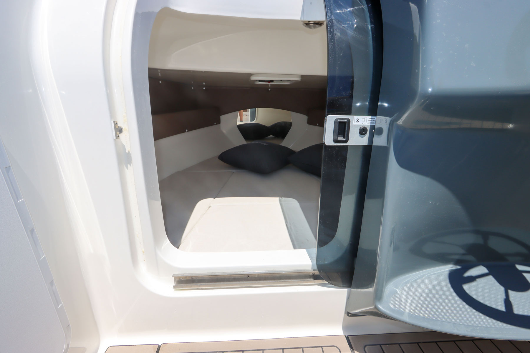 Ionian Sun 600