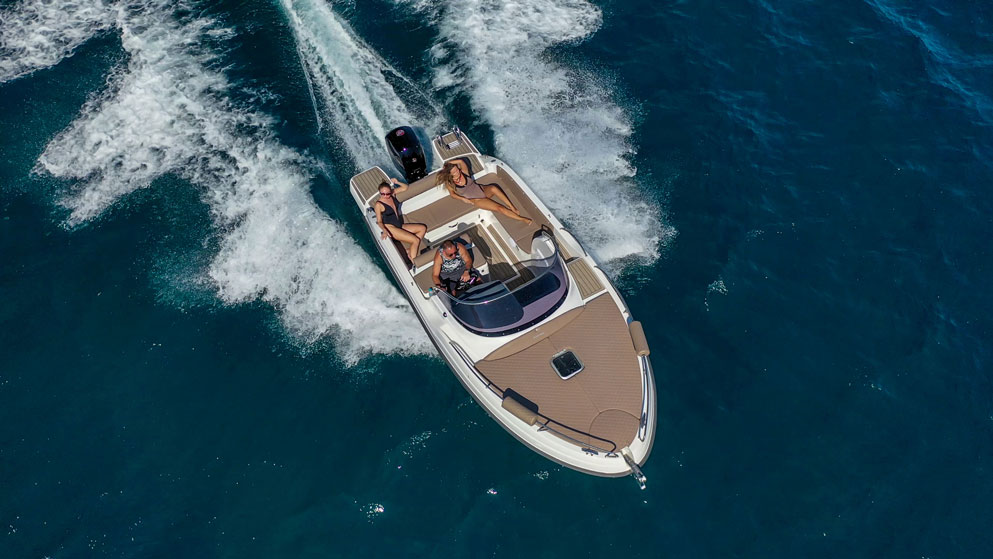 Ionian Sun 600