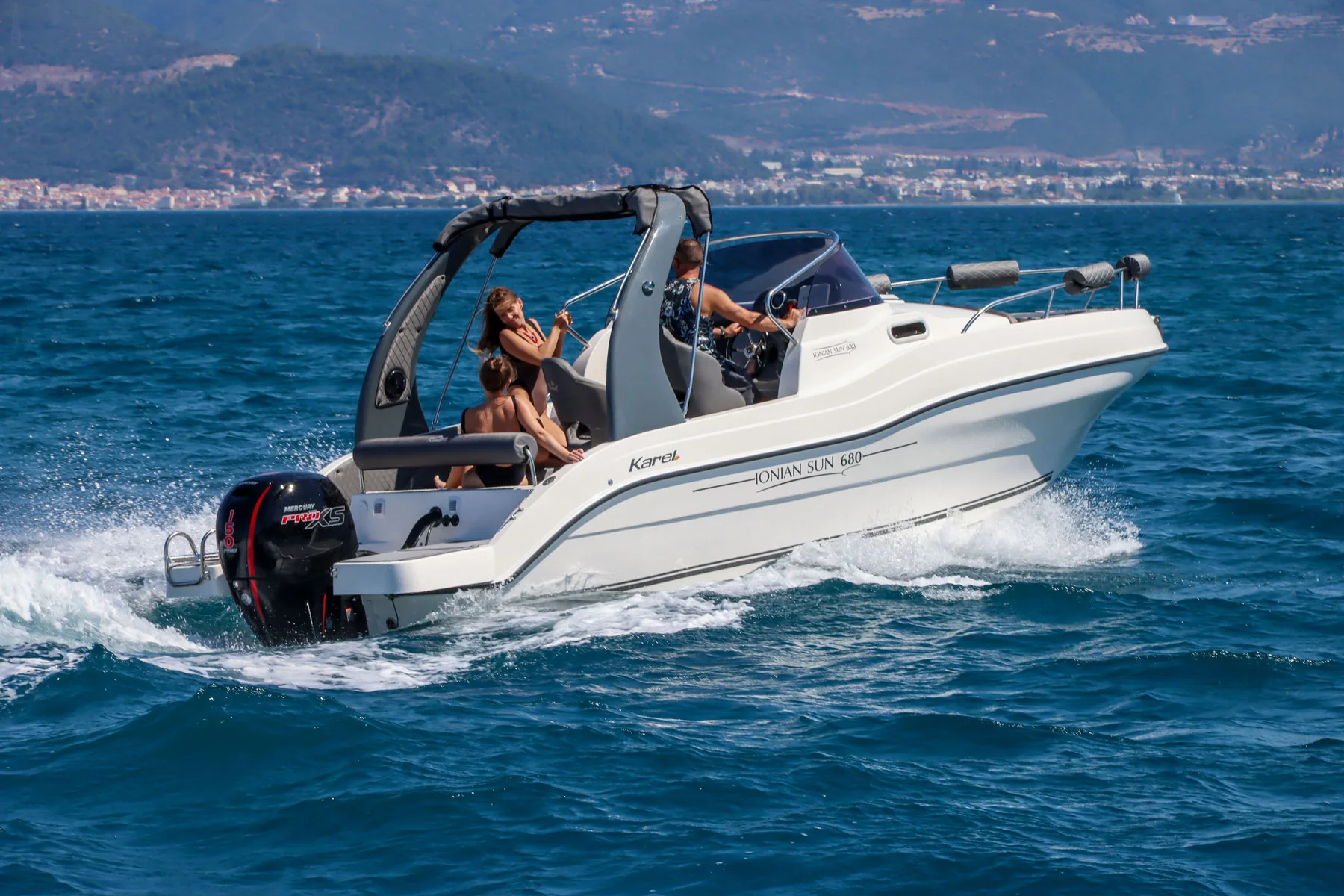 Karel Ionian Sun 680 – u vožnji morem