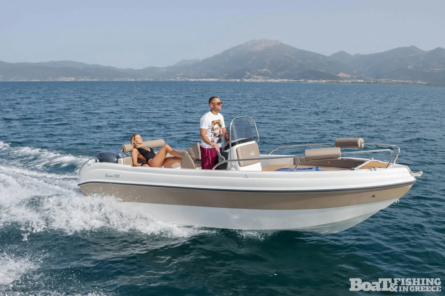 Karel Ithaca 550 – u vožnji morem