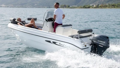 Karel 480 XS Open motorni čamac